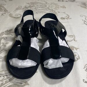 St. John’s‎ Bay sandals